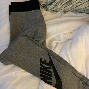 Nike logo leggings